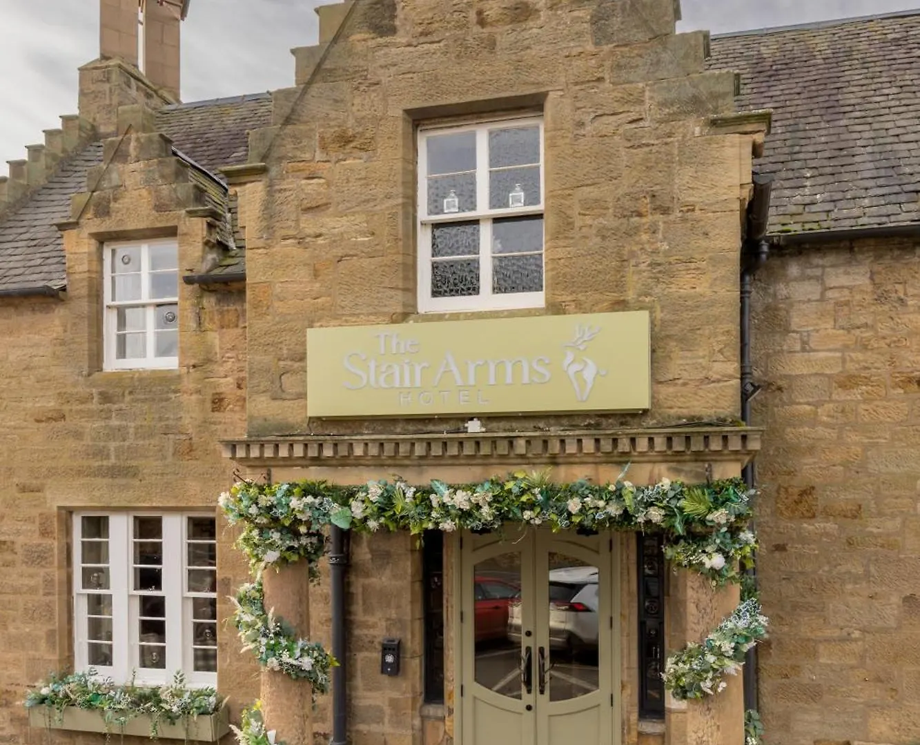 The Stair Arms Hotel Pathhead